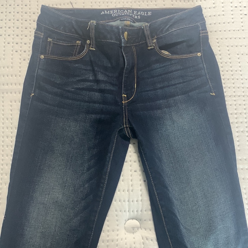 American Eagle Super Stretch Skinny Leg Short - 8 Womens Jeans
